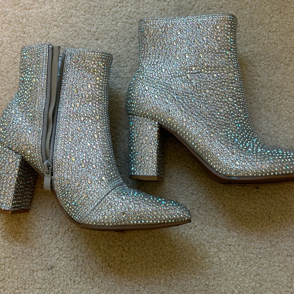 Size 5 sparkly boots